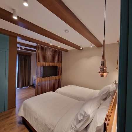 Palorto Hotel Гірокастра Екстер'єр фото