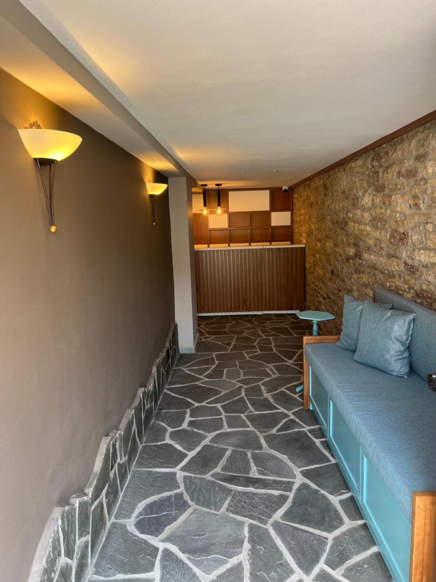 Palorto Hotel Гірокастра Екстер'єр фото
